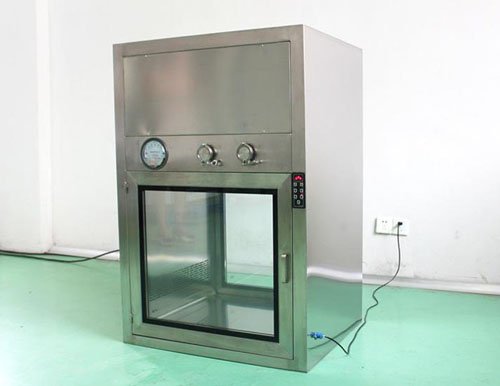 自凈式傳遞窗用于潔凈車間、微細科技、生物實驗室、制藥廠、醫院、食品加工業、LCD、電子廠等等一切需要空氣凈化的場所都需要用到傳遞窗等等